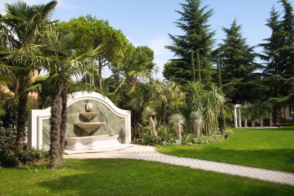 Monastero Resort & Spa Soiano Del Lago Extérieur photo
